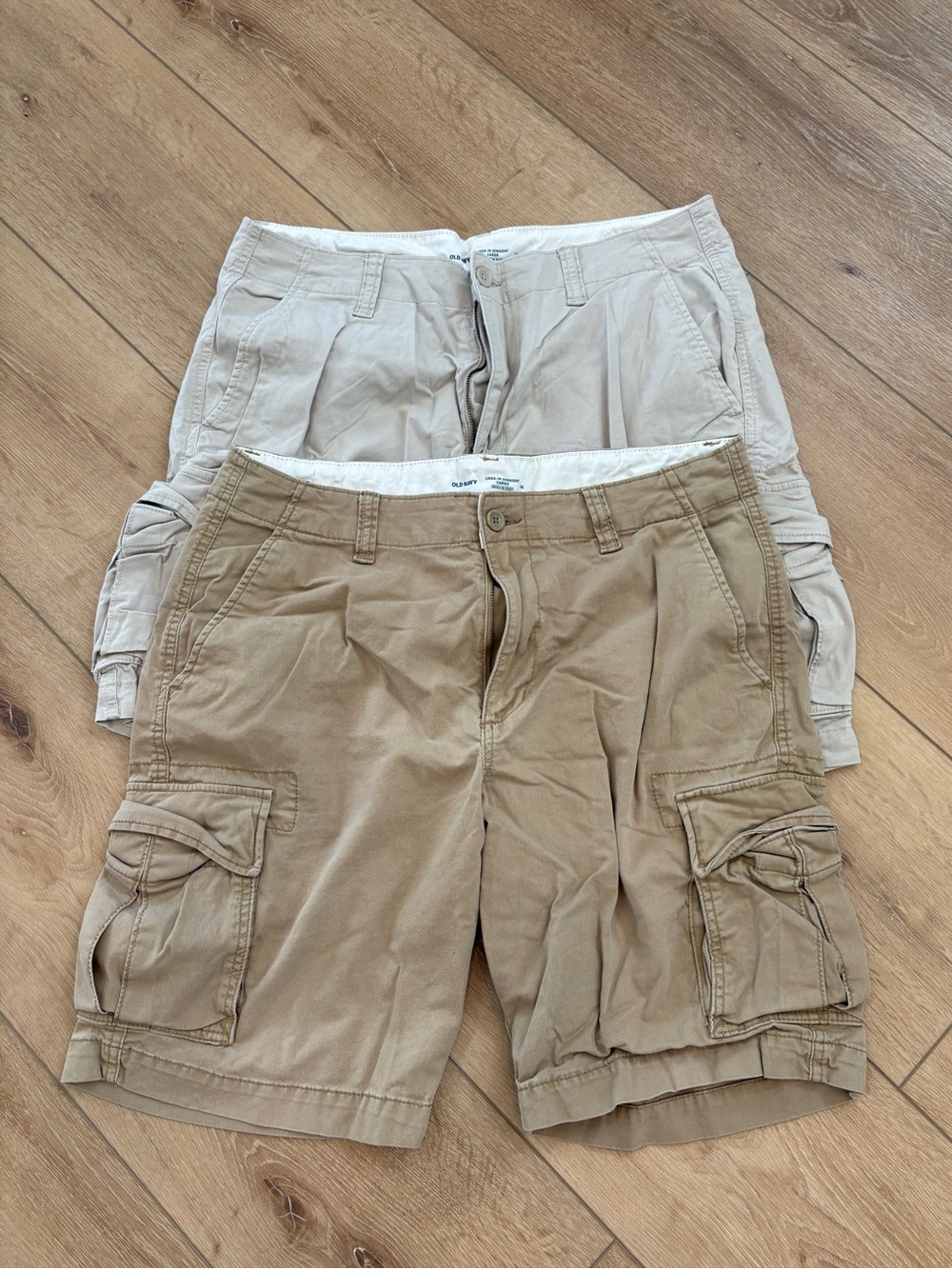 Old Navy Men’s Cargo Shorts Two-Pack - Tan and Light Khaki